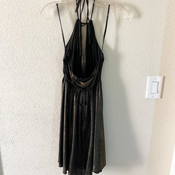 Gracia Fashion Black Gold Shimmery Halter Tie Dancing Dress for Night Out - Picture 3 of 8